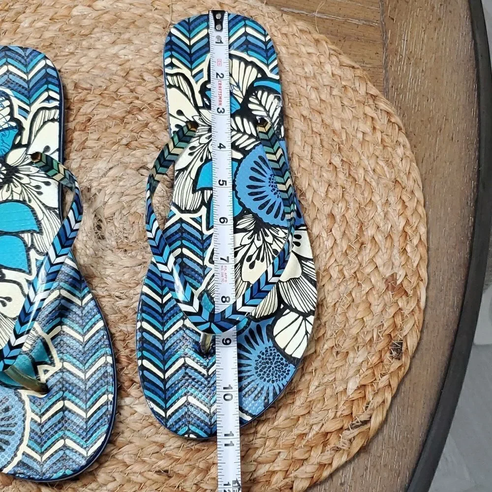 Vera Bradley Blue Floral Flip Flops (L, 9-10)